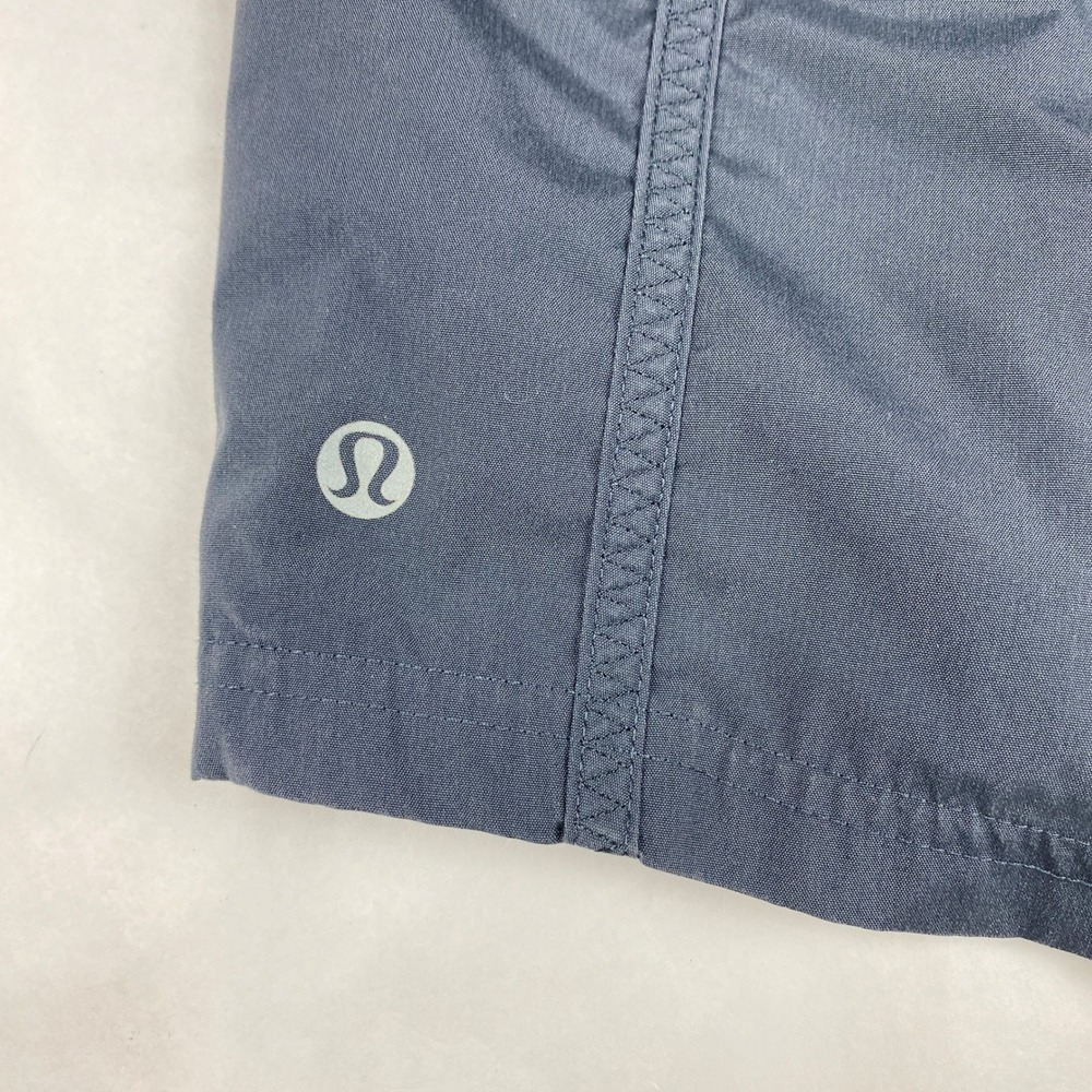 Lululemon Shorts Women's Size 4 - All Sport Running Gray - Picture 5 of 14